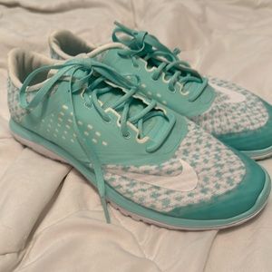 NWOB Nike training size women’s 9
